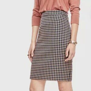Ann Taylor Navy Blue Shimmer Houndstooth Pencil Skirt Size 10